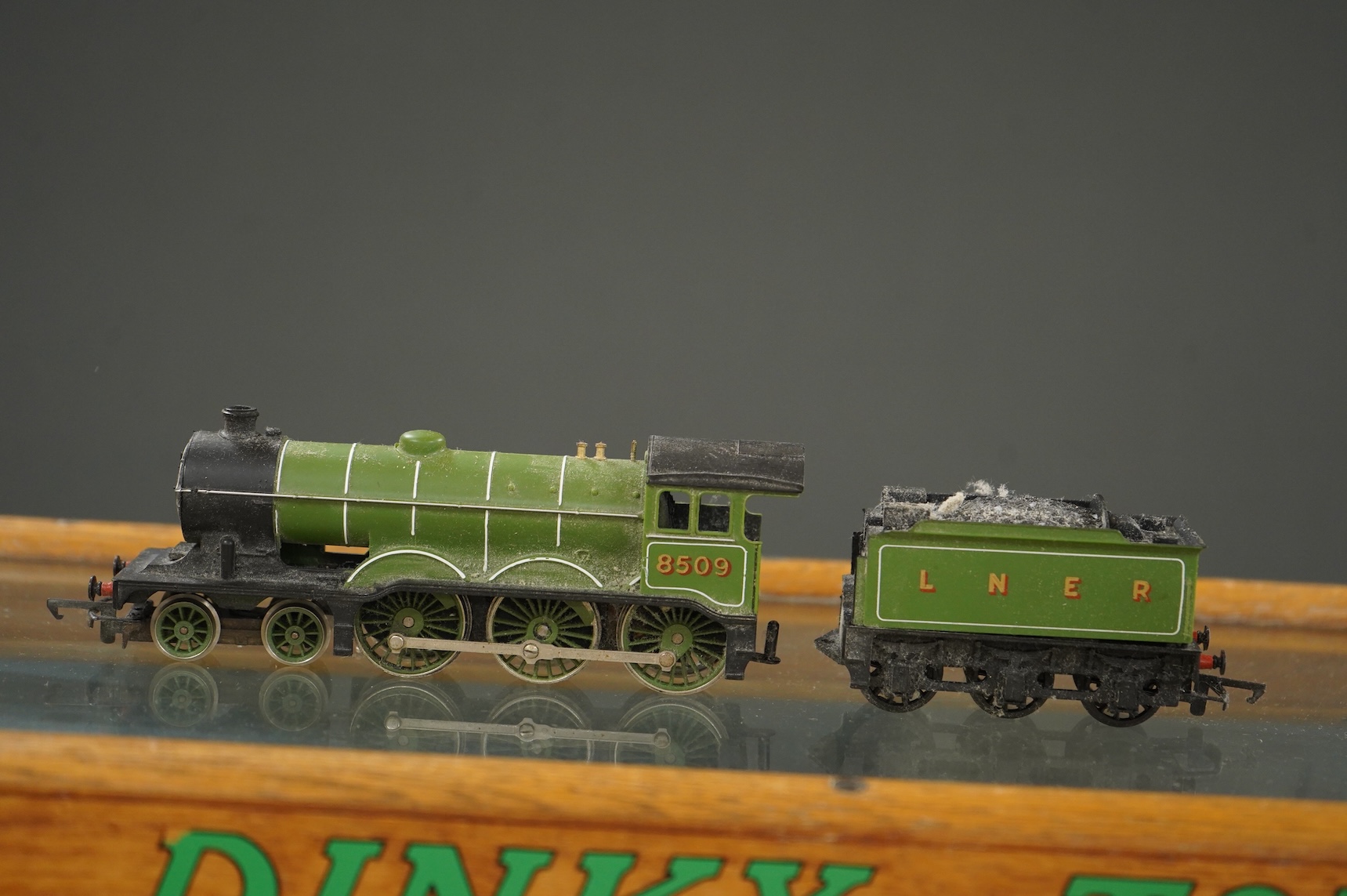 A collection of 00 gauge model railway, including three box train sets by Jouef, Mainline and Hornby, together with a large selection of unconstructed railway related plastic and metal kits and accessories, manufacturers